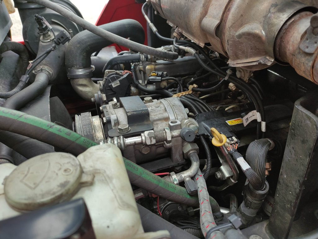 Terenski viljuškar Manitou M50-4: slika 6