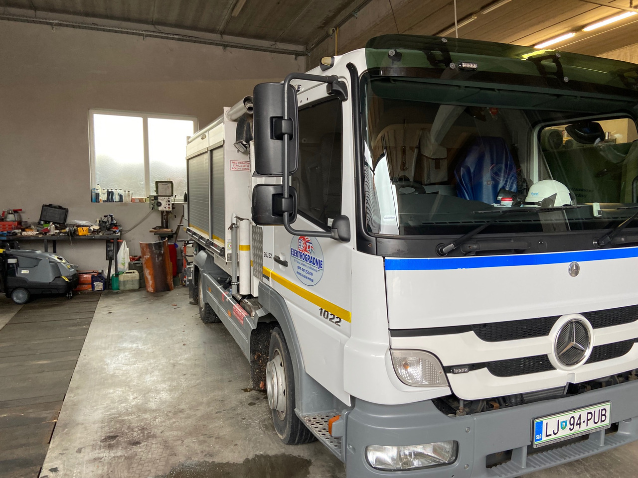 BUCHER Cityflex 204 - Vakuumska cisterna: slika 1 BUCHER Cityflex 204 - Vakuumska cisterna: slika 1