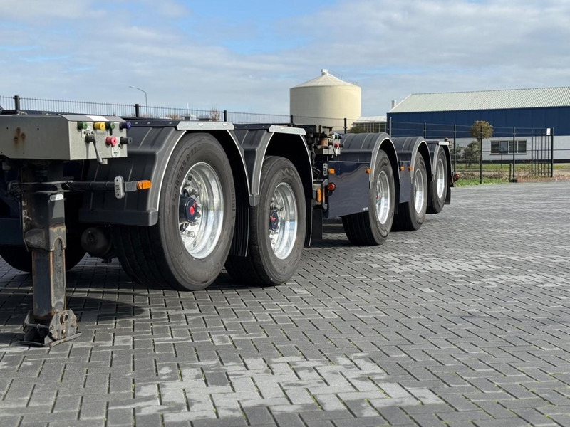 Broshuis 5AKCC BREKER, 5 ASSEN, ALCOA VELGEN, NIEUWE APK, TOP. - Poluprikolica za prevoz kontejnera/ Poluprikolica sa promenjivim sandukom: slika 5 Broshuis 5AKCC BREKER, 5 ASSEN, ALCOA VELGEN, NIEUWE APK, TOP. - Poluprikolica za prevoz kontejnera/ Poluprikolica sa promenjivim sandukom: slika 5