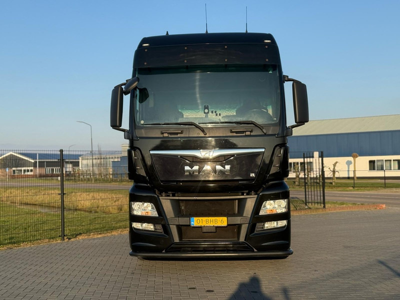 MAN TGX 18.440 NL TRUCK, ALCOA WHEELS, 2X TANK. - Tegljač: slika 3 MAN TGX 18.440 NL TRUCK, ALCOA WHEELS, 2X TANK. - Tegljač: slika 3