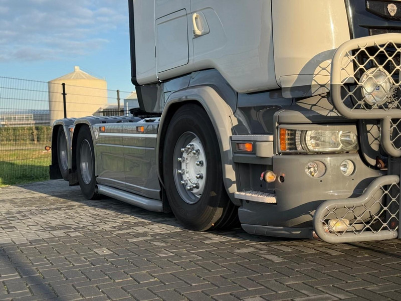 Scania R580 VOLLE SHOWTRUCK, VOLLUCHT, OPEN UITLAAT, INTERIEUR. - Tegljač: slika 4 Scania R580 VOLLE SHOWTRUCK, VOLLUCHT, OPEN UITLAAT, INTERIEUR. - Tegljač: slika 4