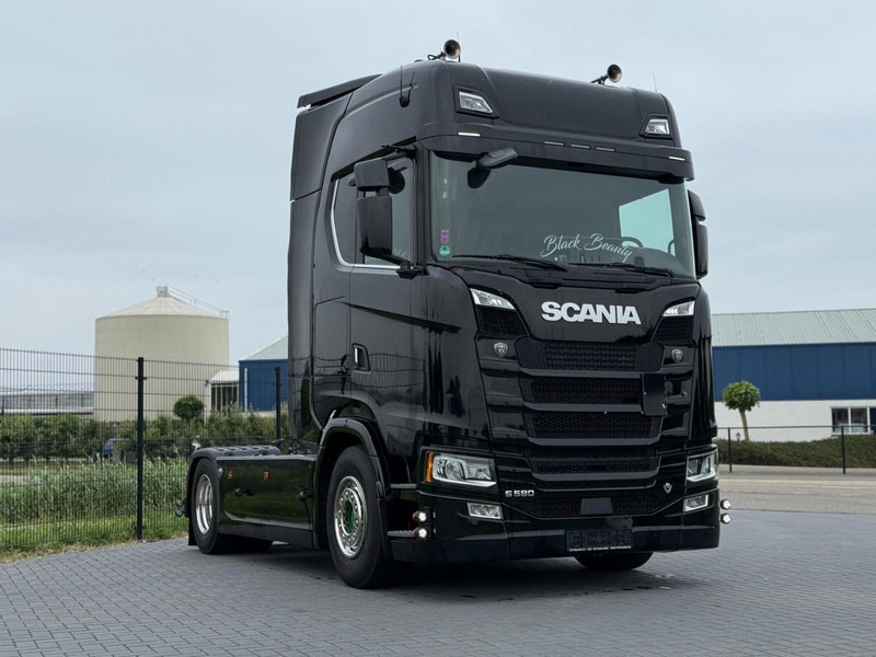 Scania S580 V8 NGS RETARDER, LEATHER, 2X TANK, TOP CONDITION! - Tegljač: slika 1 Scania S580 V8 NGS RETARDER, LEATHER, 2X TANK, TOP CONDITION! - Tegljač: slika 1