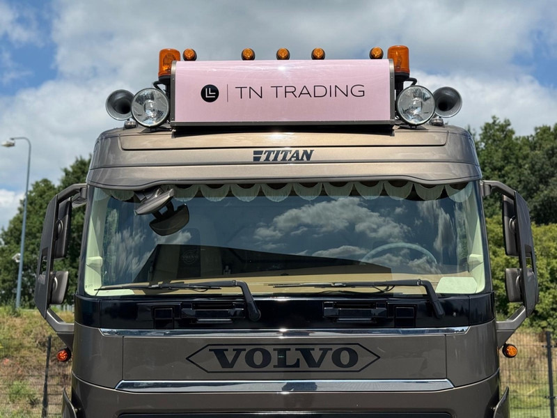Volvo FH 13.500 SHOW TRUCK, FULL AIR, INTERIOR, TOP, HYDRAULIC. - Tegljač: slika 4 Volvo FH 13.500 SHOW TRUCK, FULL AIR, INTERIOR, TOP, HYDRAULIC. - Tegljač: slika 4