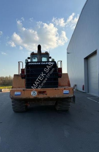 Daewoo M 400 V - Utovarivač točkaš: slika 4 Daewoo M 400 V - Utovarivač točkaš: slika 4
