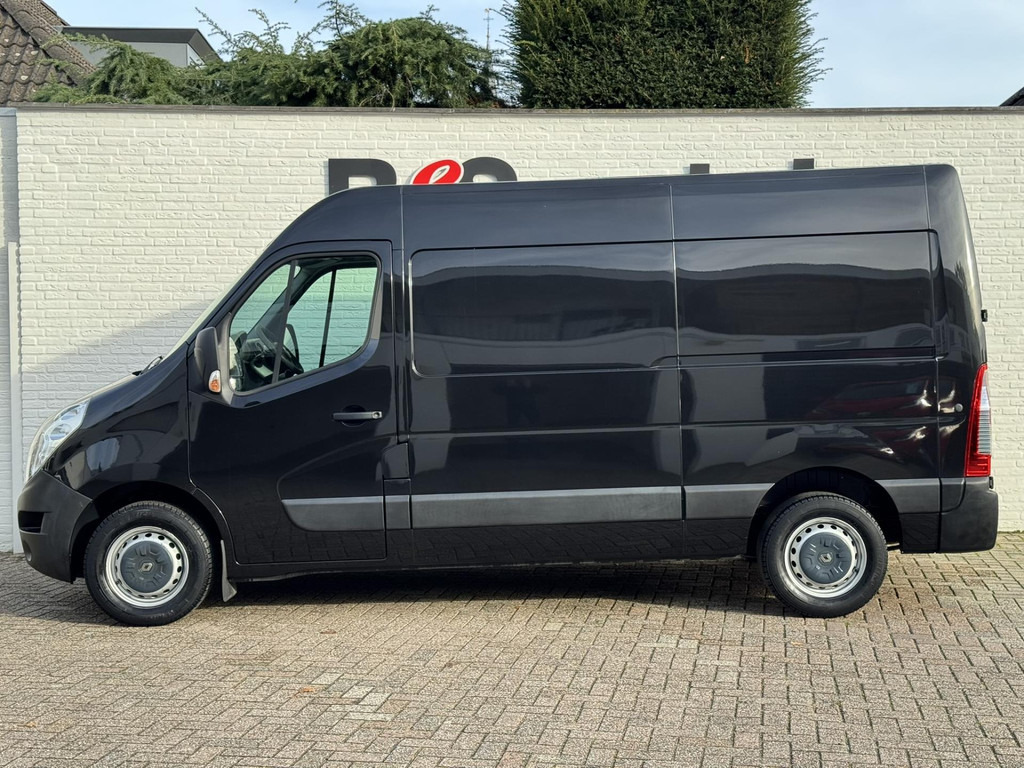 Renault Master-T35 2.3 dCi L2H2 Camera Trekhaak Navigatie Airco Cruise Bluetooth - Furgon: slika 4 Renault Master-T35 2.3 dCi L2H2 Camera Trekhaak Navigatie Airco Cruise Bluetooth - Furgon: slika 4