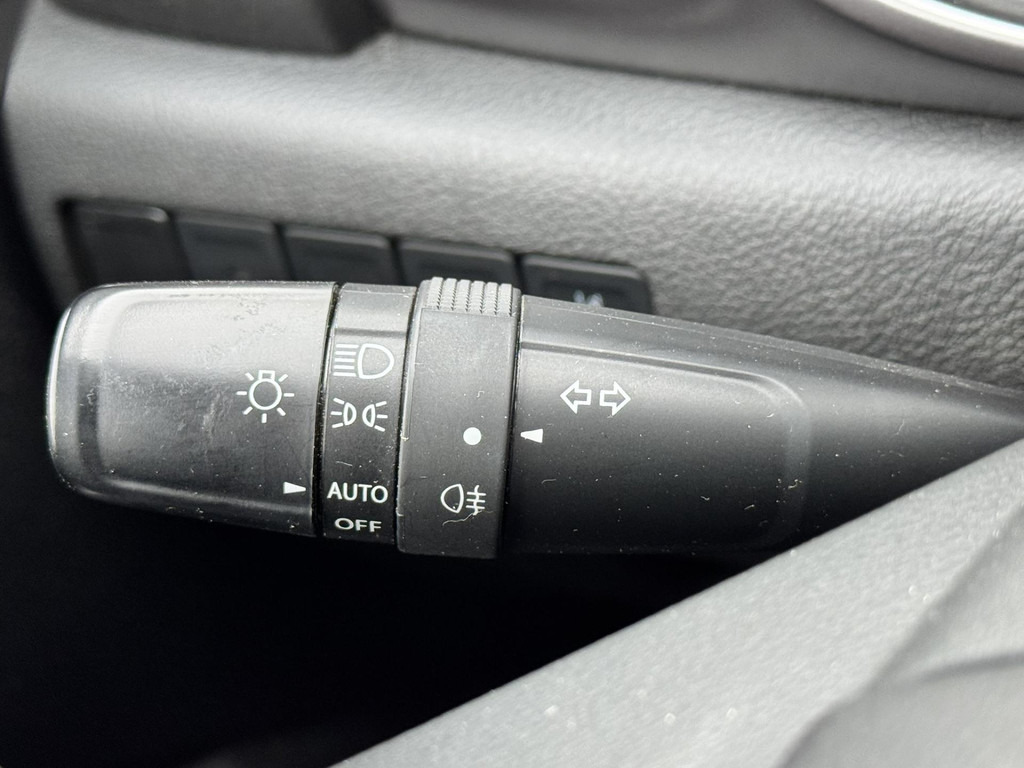 SUVSUV Suzuki Vitara-1.4 Boosterjet Select Smart Hybrid Adaptive cruise control Climate control Parkeercamera Apple / Android carplay: slika 9