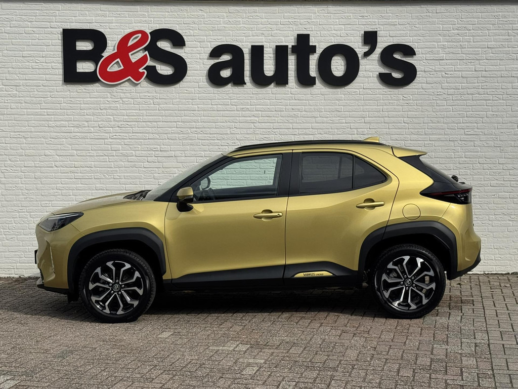 Toyota Yaris Cross-1.5 Hybrid Dynamic Camera Pdc Navigatie Led verlichting Carplay Clima Stoelverwarming - SUVSUV: slika 4 Toyota Yaris Cross-1.5 Hybrid Dynamic Camera Pdc Navigatie Led verlichting Carplay Clima Stoelverwarming - SUVSUV: slika 4