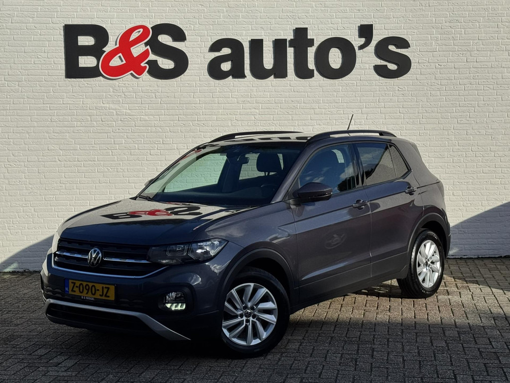 Volkswagen T-Cross-1.0 TSI Life Adaptive cruise control Climate control DAB radio Achteruitrijcamera Navi - SUVSUV: slika 1 Volkswagen T-Cross-1.0 TSI Life Adaptive cruise control Climate control DAB radio Achteruitrijcamera Navi - SUVSUV: slika 1