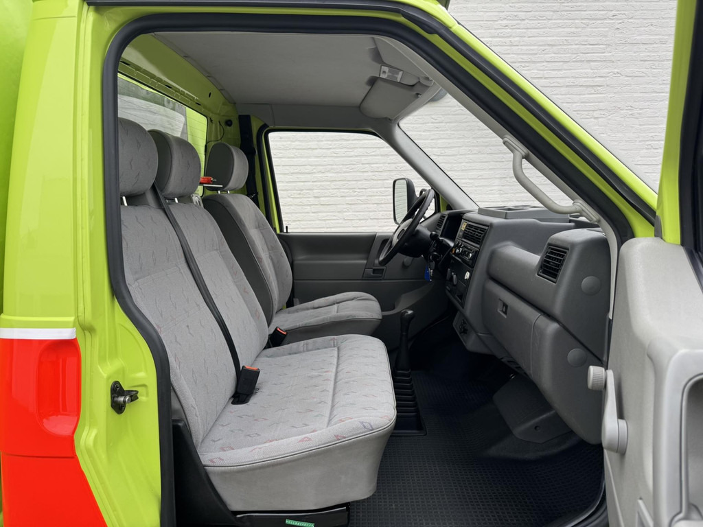 Dostavno vozilo sa ceradom Volkswagen Transporter-2.5 292 syncro ex Zwitserse brandweer Trekhaak Verstralers Laadruimte ventilatie: slika 14