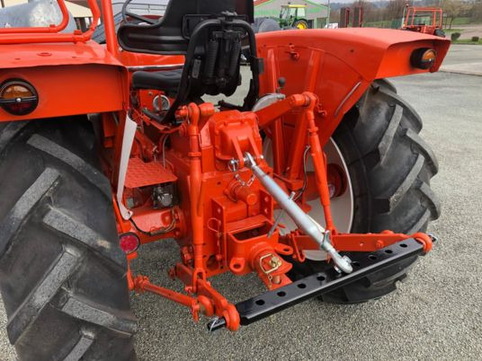 Renault SUPER 3 D tracteur à 8 500 € exo de tva Renault SUPER 3 D tracteur à 8 500 € exo de tva: slika 9