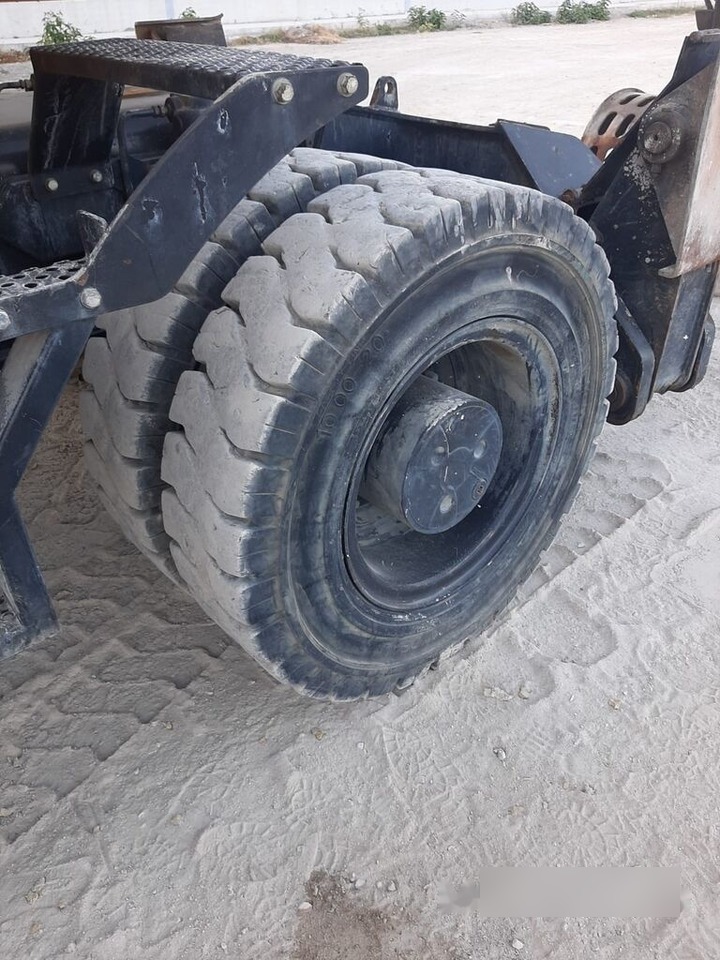 JCB JS 200 - Bager točkaš: slika 3 JCB JS 200 - Bager točkaš: slika 3