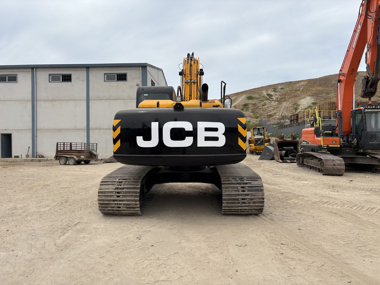 JCB JS220LC - Bager guseničar: slika 4 JCB JS220LC - Bager guseničar: slika 4