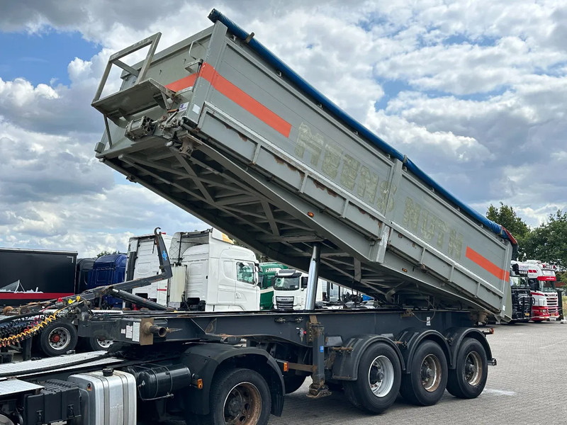 Langendorf 2 Side Tipper / Alu Box 24m3 / Bpw Axles / Lift-Axle - Poluprikolica istovarivača: slika 5 Langendorf 2 Side Tipper / Alu Box 24m3 / Bpw Axles / Lift-Axle - Poluprikolica istovarivača: slika 5
