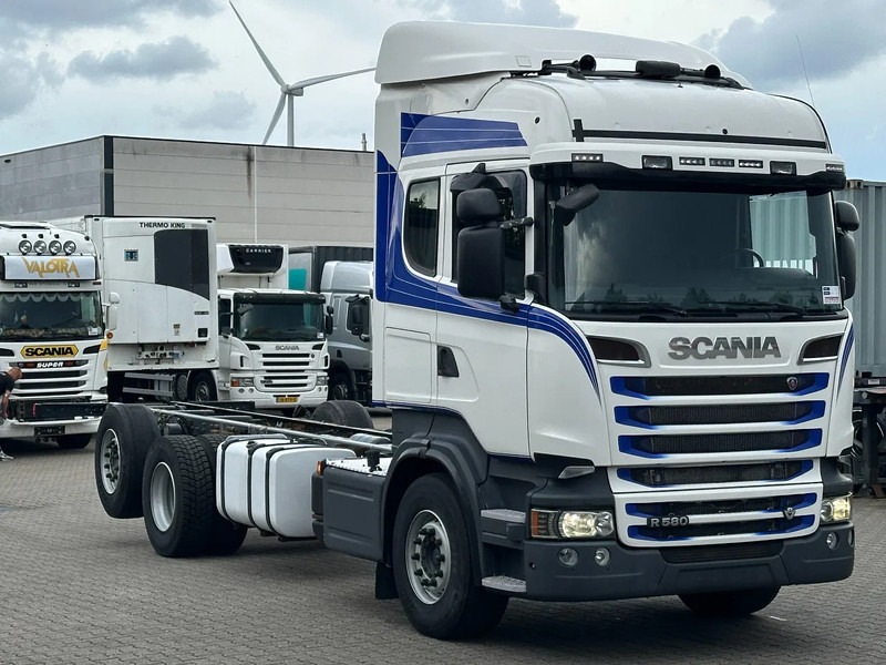 Scania R580 V8 6x2*4 Chassis Retarder Full Air 4.90 Wb Euro 6 - Kamion sa golom šasijom i zatvorenom kabinom: slika 3 Scania R580 V8 6x2*4 Chassis Retarder Full Air 4.90 Wb Euro 6 - Kamion sa golom šasijom i zatvorenom kabinom: slika 3