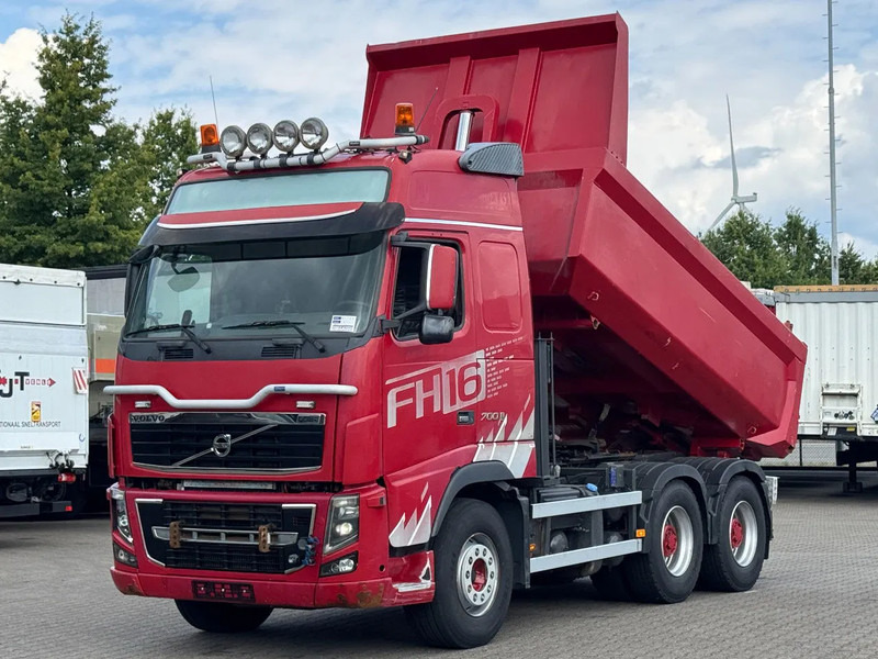 Volvo FH 16.700 6x4 Tipper And Tractor Combi / Retarder / Euro 5 - Tegljač: slika 1 Volvo FH 16.700 6x4 Tipper And Tractor Combi / Retarder / Euro 5 - Tegljač: slika 1