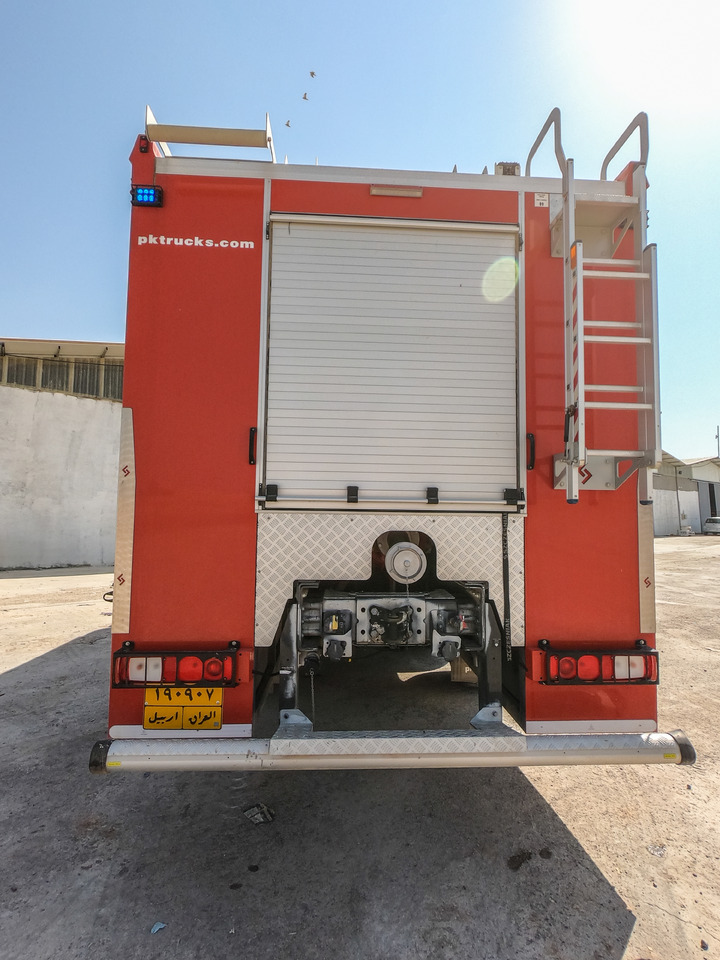 Renault SZCZESNIAK K-500 TLF 9000/1000 6x6 - Vatrogasni kamion: slika 3 Renault SZCZESNIAK K-500 TLF 9000/1000 6x6 - Vatrogasni kamion: slika 3