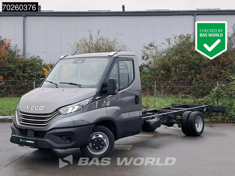 Iveco Daily 35C21 Neu! 3.0L 2025-Modell Automatik 210PS Radstand 410 Fahrgestell Doppelbereifung LED ACC Klima Euro6 Chassis A/C - Dostavno vozilo: slika 1 Iveco Daily 35C21 Neu! 3.0L 2025-Modell Automatik 210PS Radstand 410 Fahrgestell Doppelbereifung LED ACC Klima Euro6 Chassis A/C - Dostavno vozilo: slika 1