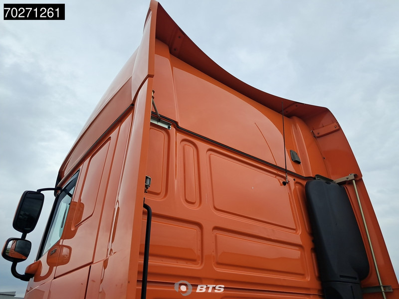 DAF XF 530 4X2 SSC Retarder Alcoa 2x Tanks Standklima Navi ACC LED - Tegljač: slika 2 DAF XF 530 4X2 SSC Retarder Alcoa 2x Tanks Standklima Navi ACC LED - Tegljač: slika 2