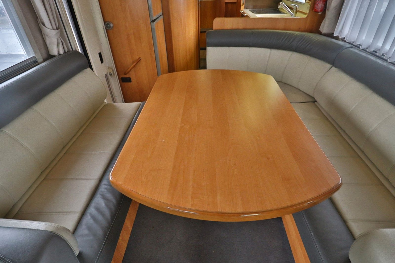 Integrisani kamper Concorde Charisma I 880 F/Automatik/Festbett/Klima/Solar Concorde Charisma I 880 F/Automatik/Festbett/Klima/Solar: slika 7