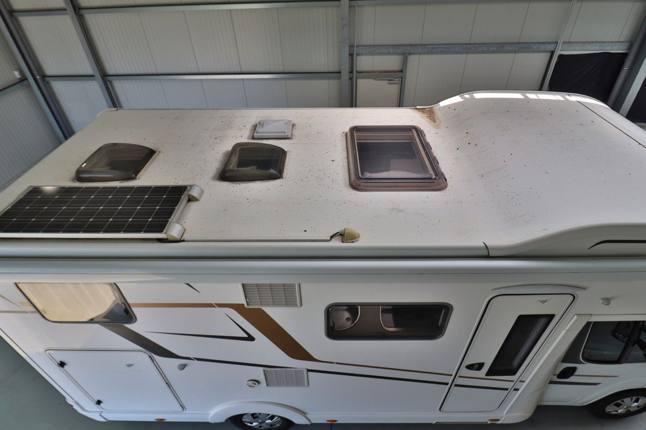 Eura Mobil Activa One 690 HB/Festbett/Garage/Klima/Solar - Alkoven kamper: slika 4 Eura Mobil Activa One 690 HB/Festbett/Garage/Klima/Solar - Alkoven kamper: slika 4