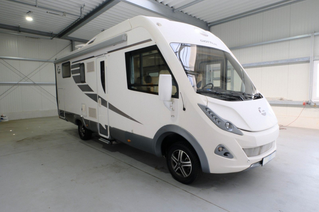 GiottiLine G-Line 938/Queensbett+Hubbett/Solar/Klima/TOP - Integrisani kamper: slika 2 GiottiLine G-Line 938/Queensbett+Hubbett/Solar/Klima/TOP - Integrisani kamper: slika 2