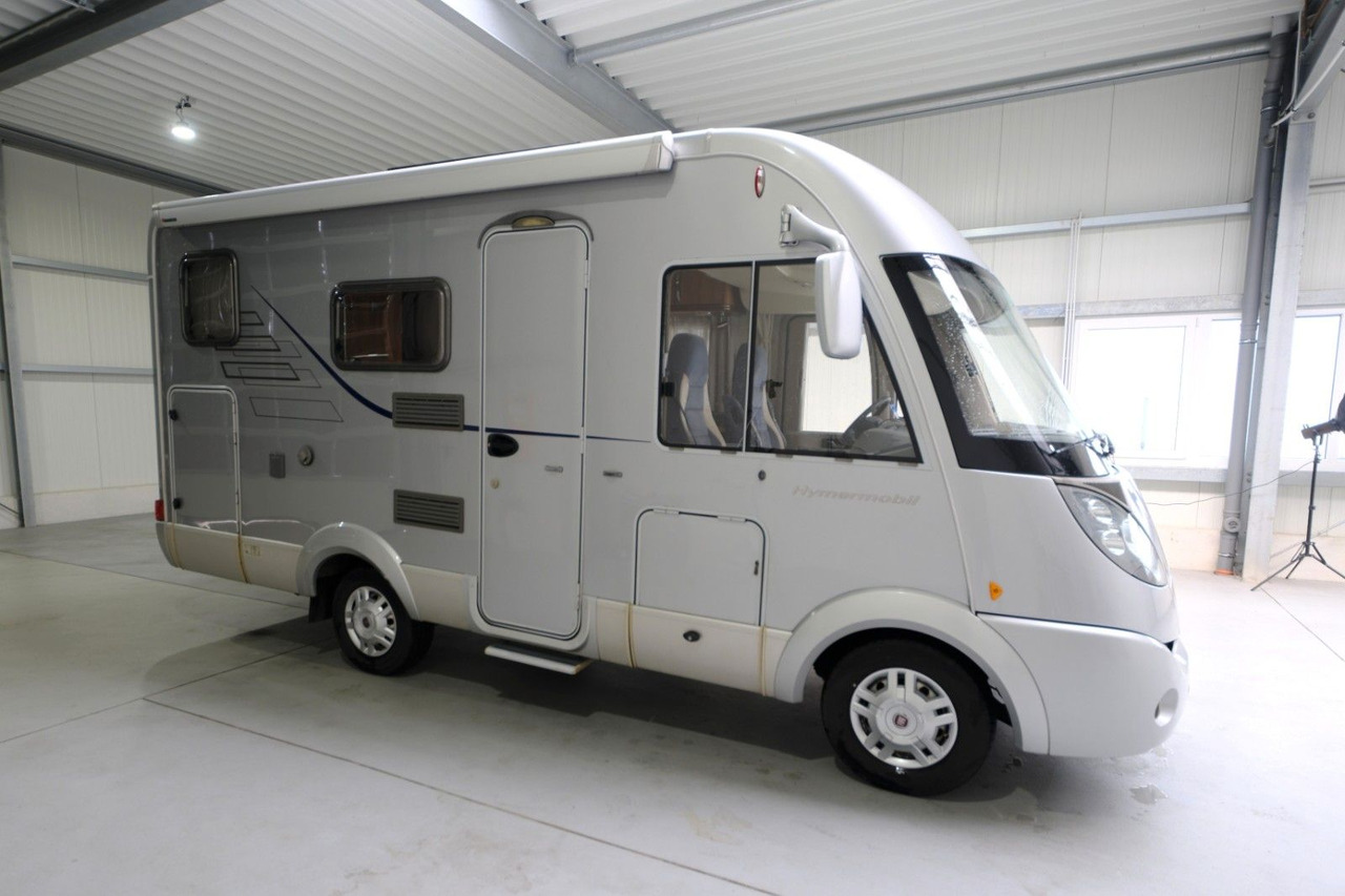 HYMER / ERIBA / HYMERCAR B 504 CL / Hubbett / Festbett / Garage - Integrisani kamper: slika 2 HYMER / ERIBA / HYMERCAR B 504 CL / Hubbett / Festbett / Garage - Integrisani kamper: slika 2