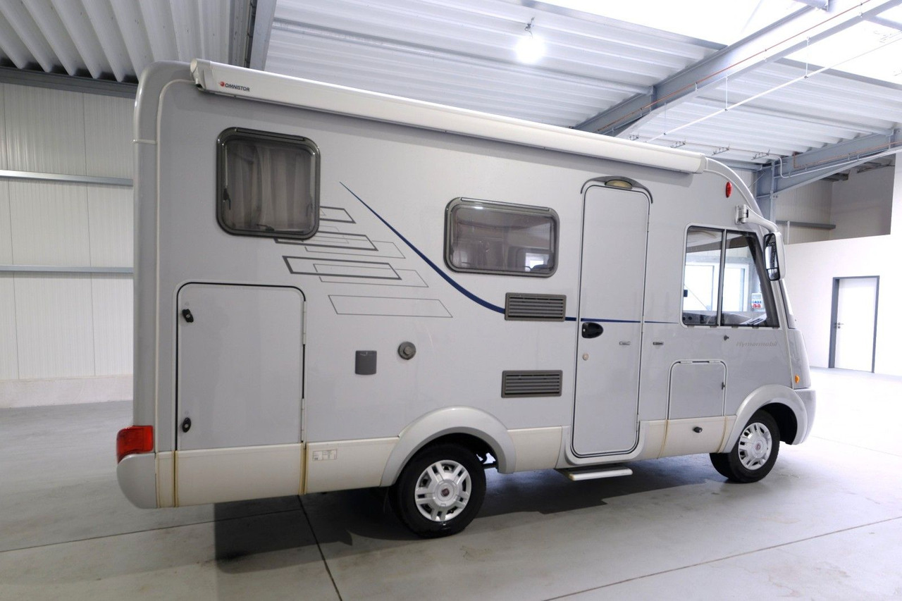 HYMER / ERIBA / HYMERCAR B 504 CL / Hubbett / Festbett / Garage - Integrisani kamper: slika 5 HYMER / ERIBA / HYMERCAR B 504 CL / Hubbett / Festbett / Garage - Integrisani kamper: slika 5