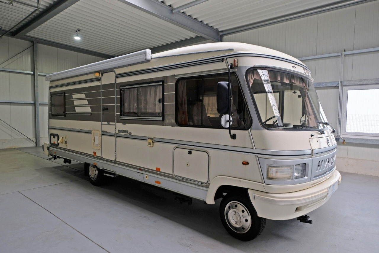 HYMER / ERIBA / HYMERCAR S 700/Festbett+Hubbett/Standklima/Markise - Integrisani kamper: slika 1 HYMER / ERIBA / HYMERCAR S 700/Festbett+Hubbett/Standklima/Markise - Integrisani kamper: slika 1