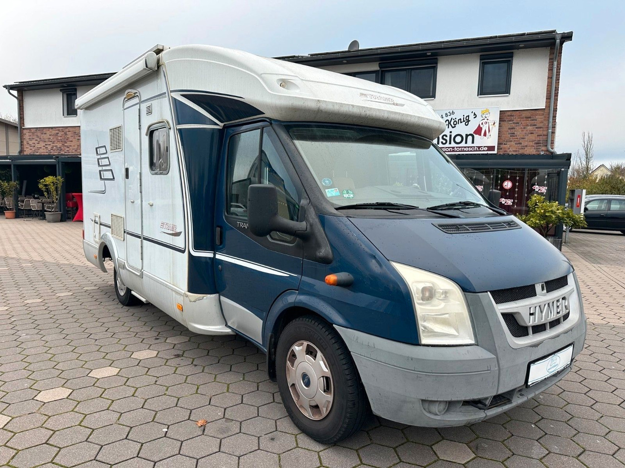 HYMER / ERIBA / HYMERCAR TRAMP T 572 CL/Festbett/Klima/Markise HYMER / ERIBA / HYMERCAR TRAMP T 572 CL/Festbett/Klima/Markise - Poluintegrisani kamper: slika 2 HYMER / ERIBA / HYMERCAR TRAMP T 572 CL/Festbett/Klima/Markise HYMER / ERIBA / HYMERCAR TRAMP T 572 CL/Festbett/Klima/Markise - Poluintegrisani kamper: slika 2