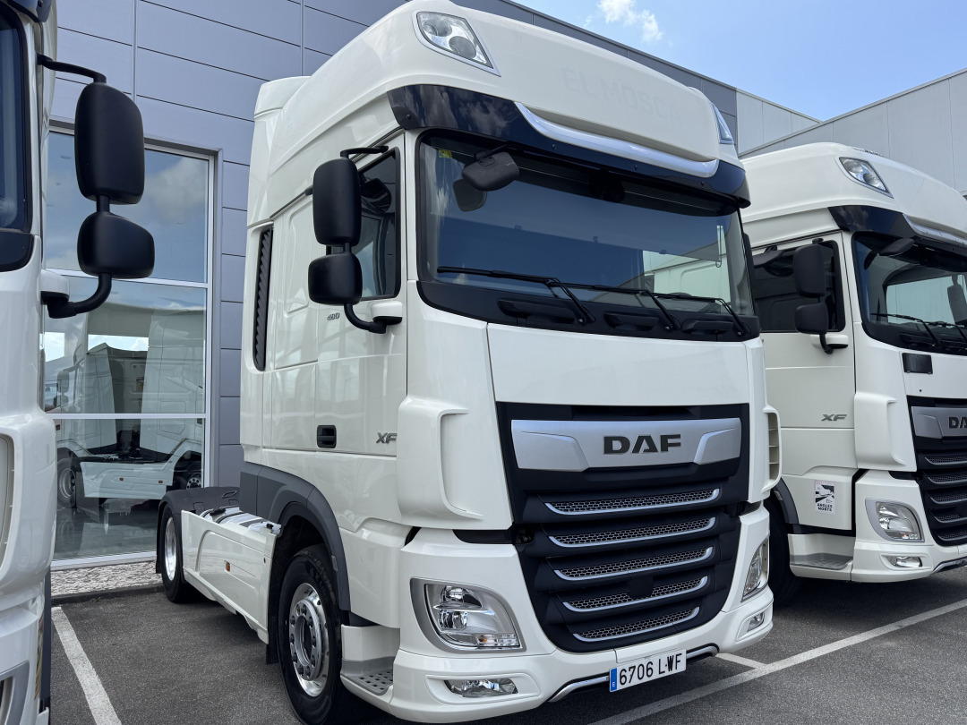 DAF XF 480 Super Space Cab - Tegljač: slika 2 DAF XF 480 Super Space Cab - Tegljač: slika 2