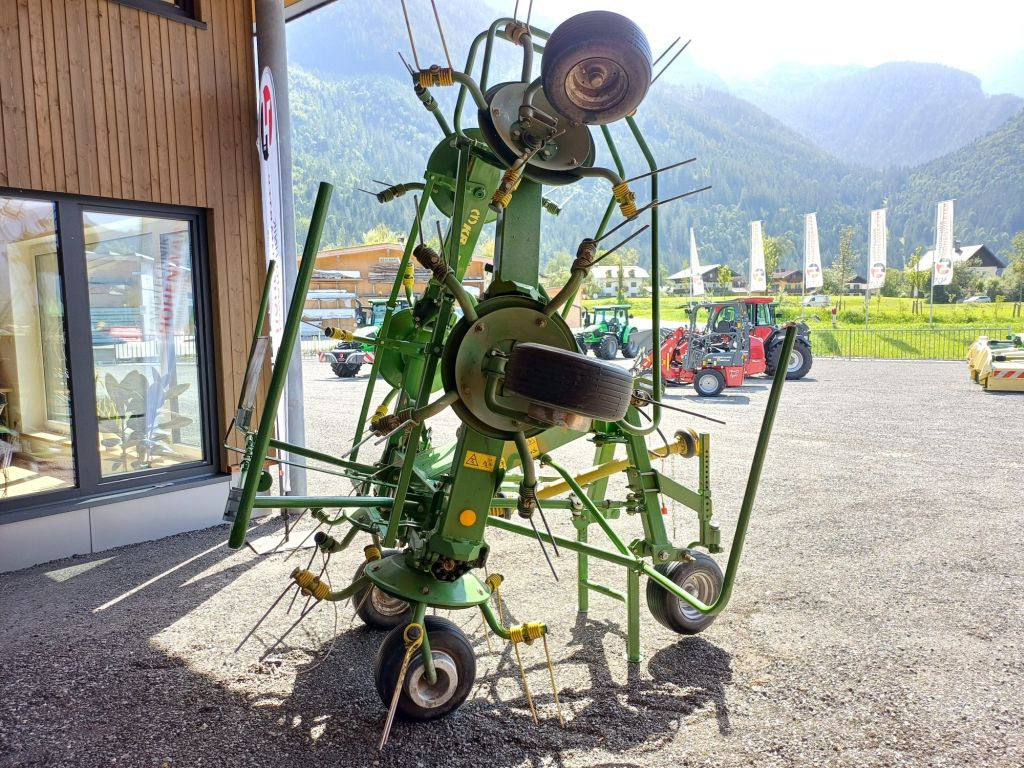 Krone KW 6.02/6 (22003) - Prevrtač/ Grabuljač: slika 4 Krone KW 6.02/6 (22003) - Prevrtač/ Grabuljač: slika 4