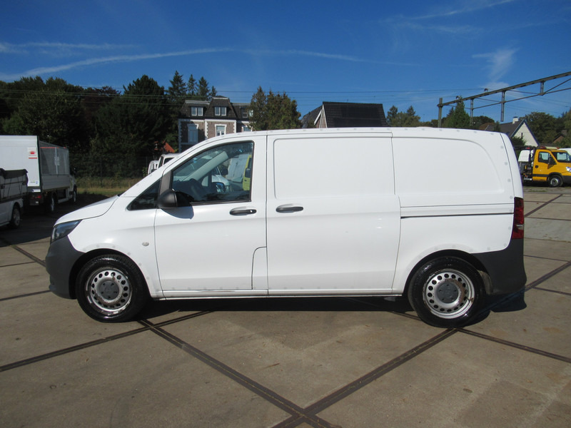 Mercedes-Benz Vito 639/5 4x4 113CDI DENSO koelinbouw - Dostavno vozilo hladnjača: slika 2 Mercedes-Benz Vito 639/5 4x4 113CDI DENSO koelinbouw - Dostavno vozilo hladnjača: slika 2