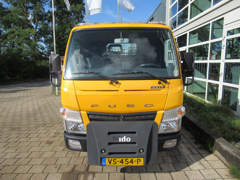 Mitsubishi Canter FUSO 6S15 Winterdienst NIDO HYDRO - Dostavno vozilo sa otvorenom sandukom: slika 4 Mitsubishi Canter FUSO 6S15 Winterdienst NIDO HYDRO - Dostavno vozilo sa otvorenom sandukom: slika 4