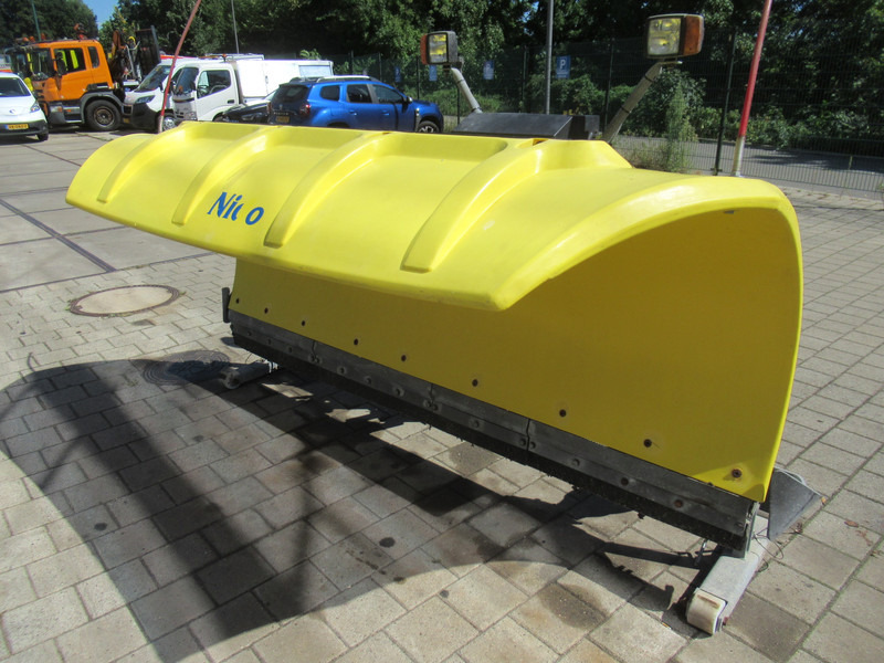 NIDO SCHMIDT SNK 27, 24V HYDRO Snowplow Schneepflug 270 CM - Vozilo za čišćenje snega: slika 3 NIDO SCHMIDT SNK 27, 24V HYDRO Snowplow Schneepflug 270 CM - Vozilo za čišćenje snega: slika 3