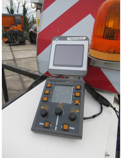 NIDO STRATOS B08-24 PALN Rotopower 0,8m3 + 350L. Salzstreuer Saltspreader Zoutstrooier - Rasipač peska/ Soli: slika 4 NIDO STRATOS B08-24 PALN Rotopower 0,8m3 + 350L. Salzstreuer Saltspreader Zoutstrooier - Rasipač peska/ Soli: slika 4