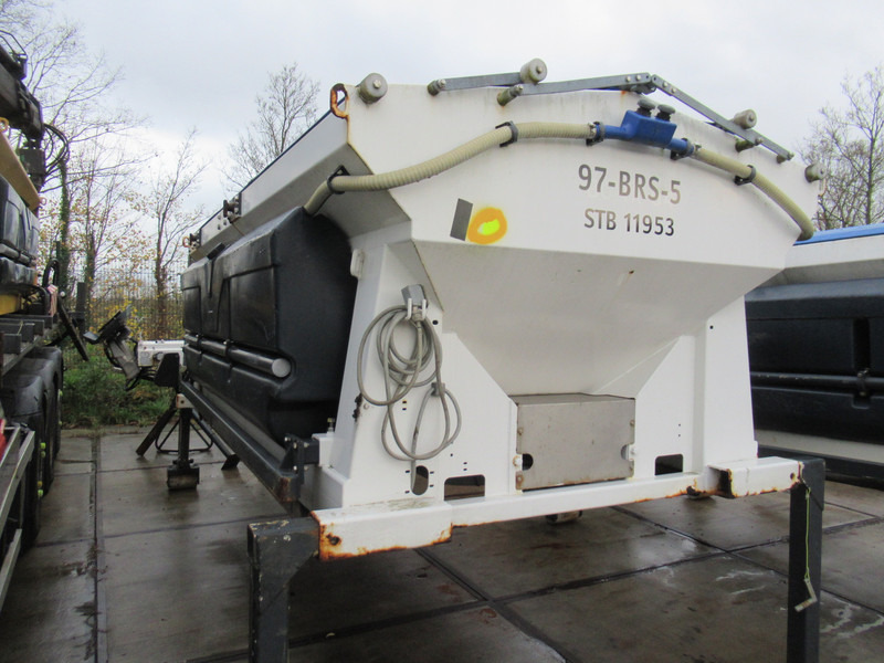 NIDO STRATOS B40-36 PALN Rotopower 4m3 + 2.200L Salzstreuer Saltspreader Zoutstrooier - Rasipač peska/ Soli: slika 2 NIDO STRATOS B40-36 PALN Rotopower 4m3 + 2.200L Salzstreuer Saltspreader Zoutstrooier - Rasipač peska/ Soli: slika 2