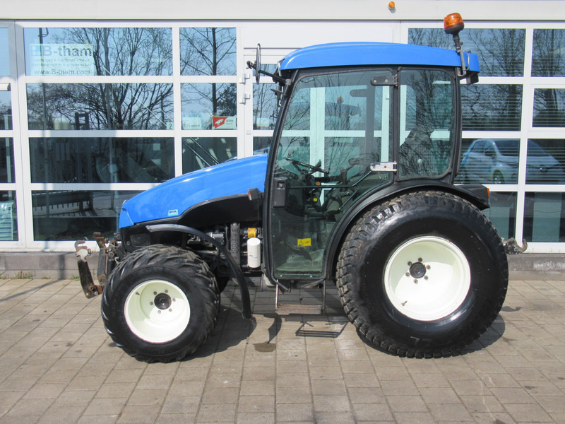 New Holland TCE 55 4WD Zuidberg Front Hef + PTO - Traktor: slika 2 New Holland TCE 55 4WD Zuidberg Front Hef + PTO - Traktor: slika 2
