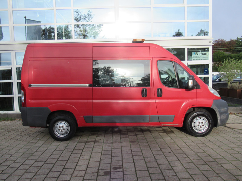 Peugeot Boxer 330 2.2 HDI 96KW L2H2 Dubbelcabine P+ DOKA - Mali kombi, Dostavno vozilo sa duplom kabinom: slika 3 Peugeot Boxer 330 2.2 HDI 96KW L2H2 Dubbelcabine P+ DOKA - Mali kombi, Dostavno vozilo sa duplom kabinom: slika 3