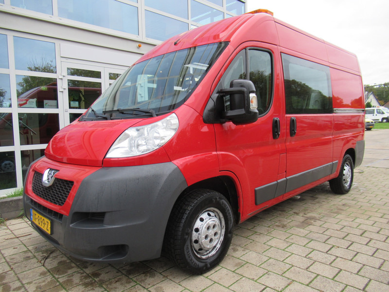 Peugeot Boxer 330 2.2 HDI L2H2 P+ DOKA Dubbelcabine - Mali kombi, Dostavno vozilo sa duplom kabinom: slika 2 Peugeot Boxer 330 2.2 HDI L2H2 P+ DOKA Dubbelcabine - Mali kombi, Dostavno vozilo sa duplom kabinom: slika 2