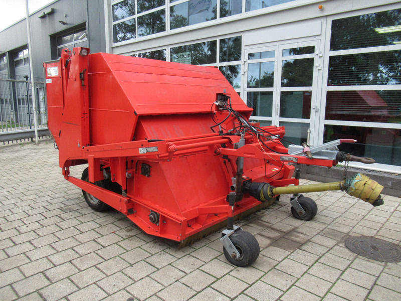 Wiedenmann Super 400 1.7M Klepelmaaier / Opvang / Verticuteer / Veeg - Motorna kopačica: slika 3 Wiedenmann Super 400 1.7M Klepelmaaier / Opvang / Verticuteer / Veeg - Motorna kopačica: slika 3