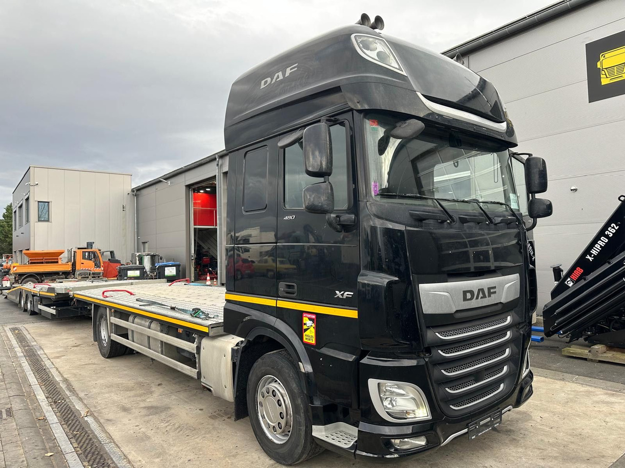 DAF 480XF*Flachzug*Aufstellbühne*VDI2700*Top! - Kamion za prevoz automobila: slika 2 DAF 480XF*Flachzug*Aufstellbühne*VDI2700*Top! - Kamion za prevoz automobila: slika 2