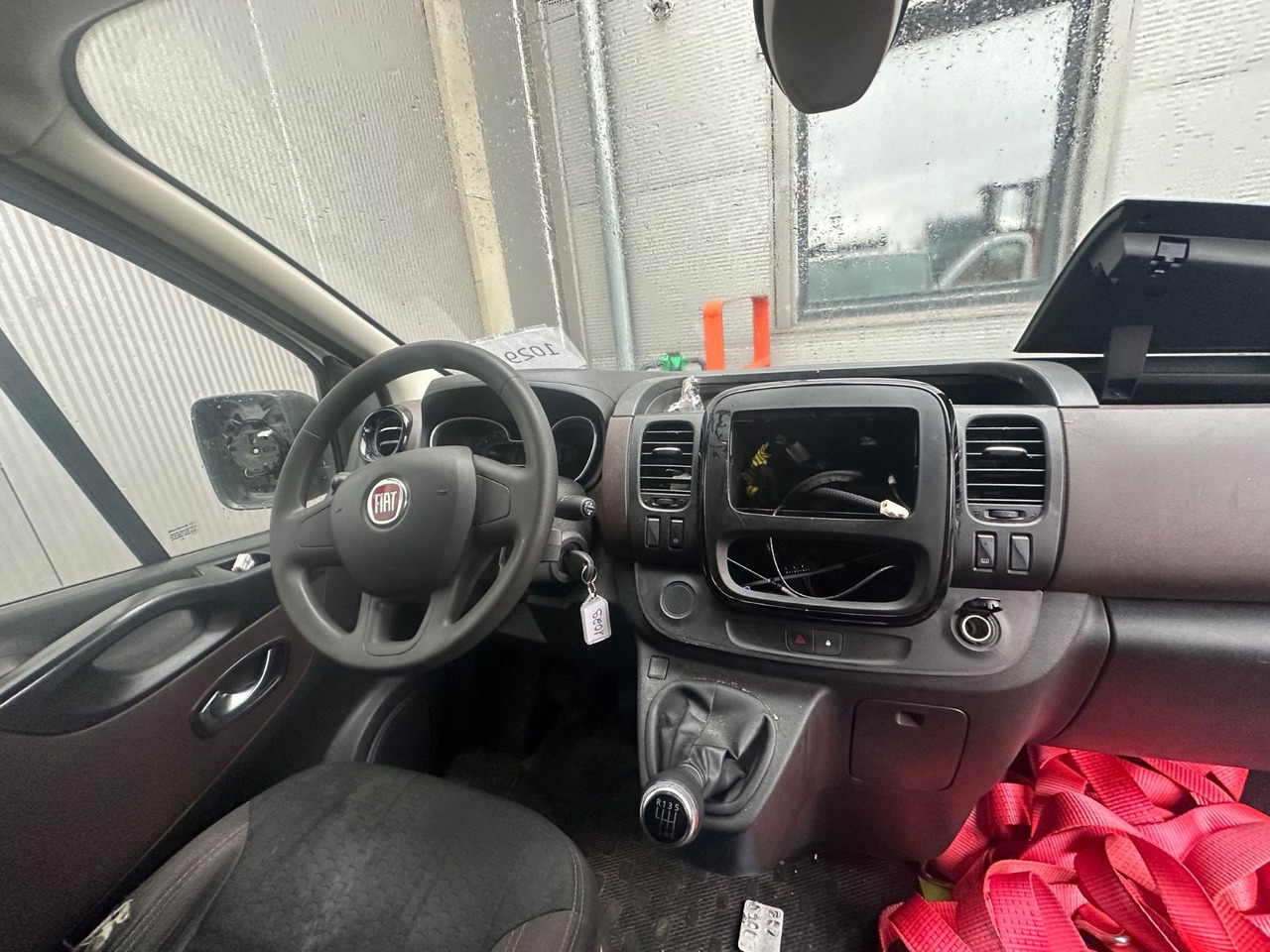Fiat Talento Kasten L2H1 Ohne Motor u. Getriebe* - Mali kombi: slika 3 Fiat Talento Kasten L2H1 Ohne Motor u. Getriebe* - Mali kombi: slika 3