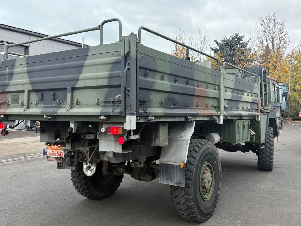 MAN KAT 1 5T MIL GL 4x4 , Pritsche, Allrad, viel neu - Kamion sa tovarnim sandukom: slika 5 MAN KAT 1 5T MIL GL 4x4 , Pritsche, Allrad, viel neu - Kamion sa tovarnim sandukom: slika 5