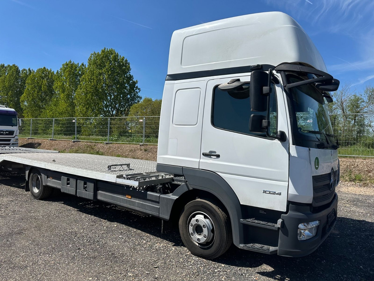 Mercedes-Benz Atego 1024 Flachzug 2-Bett Winde VDI2700 - Kamion za prevoz automobila: slika 3 Mercedes-Benz Atego 1024 Flachzug 2-Bett Winde VDI2700 - Kamion za prevoz automobila: slika 3
