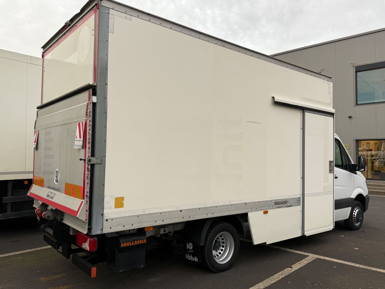 Mercedes-Benz Sprinter II P516CDI Koffer, LBW, Kamera, TOP - Dostavno vozilo sa zatvorenim sandukom: slika 4 Mercedes-Benz Sprinter II P516CDI Koffer, LBW, Kamera, TOP - Dostavno vozilo sa zatvorenim sandukom: slika 4