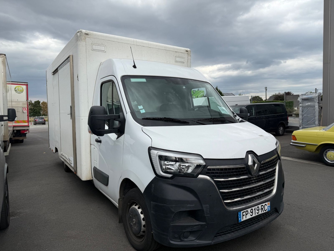 Renault Master III Koffer/Hebebühne/Klima/Kamera - Dostavno vozilo sa zatvorenim sandukom: slika 2 Renault Master III Koffer/Hebebühne/Klima/Kamera - Dostavno vozilo sa zatvorenim sandukom: slika 2