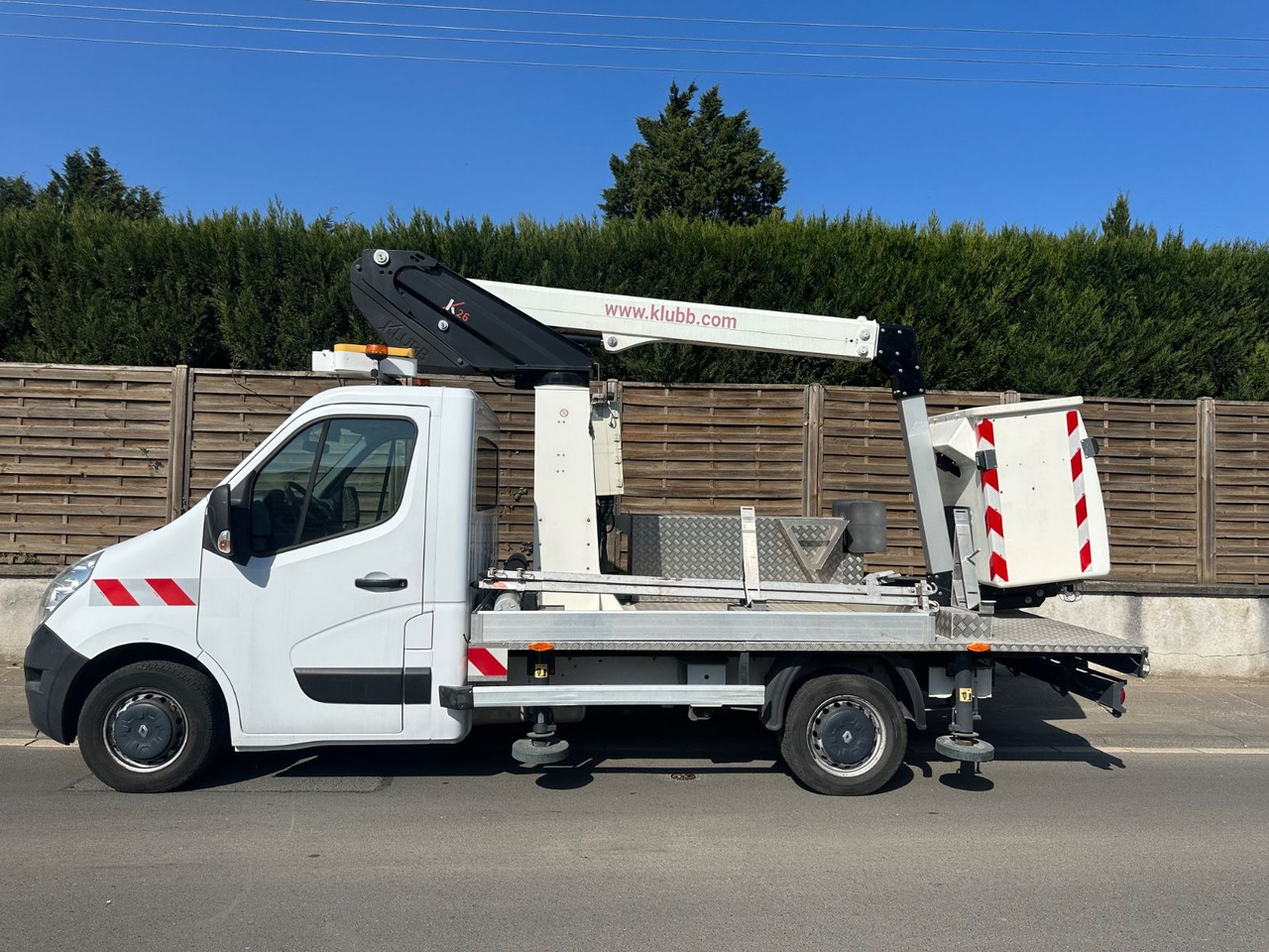 Renault Master III*Steiger 12m*orig.km*Topzustand* Renault Master III*Steiger 12m*orig.km*Topzustand* - Vazdušna platforma montirana na kamion, Dostavno vozilo: slika 1 Renault Master III*Steiger 12m*orig.km*Topzustand* Renault Master III*Steiger 12m*orig.km*Topzustand* - Vazdušna platforma montirana na kamion, Dostavno vozilo: slika 1