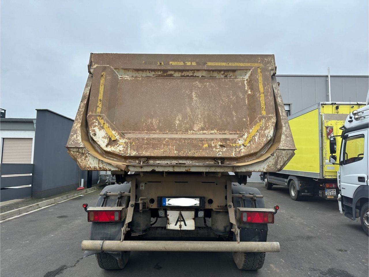 Schmitz Cargobull SKI 18 SL-7.2 SR /2-Achs Muldenkipper/tüv 01/26 - Poluprikolica istovarivača: slika 5 Schmitz Cargobull SKI 18 SL-7.2 SR /2-Achs Muldenkipper/tüv 01/26 - Poluprikolica istovarivača: slika 5