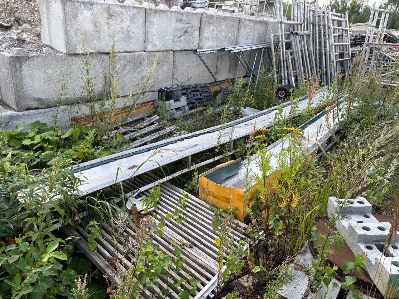 Conveyor belt Soroto (for spare parts/repair) - Trakasti transporter: slika 2 Conveyor belt Soroto (for spare parts/repair) - Trakasti transporter: slika 2