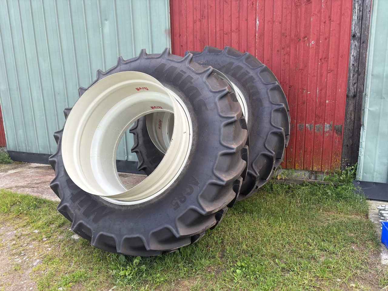 Tractor tires Mitas 2pcs - Guma za Traktor: slika 2 Tractor tires Mitas 2pcs - Guma za Traktor: slika 2